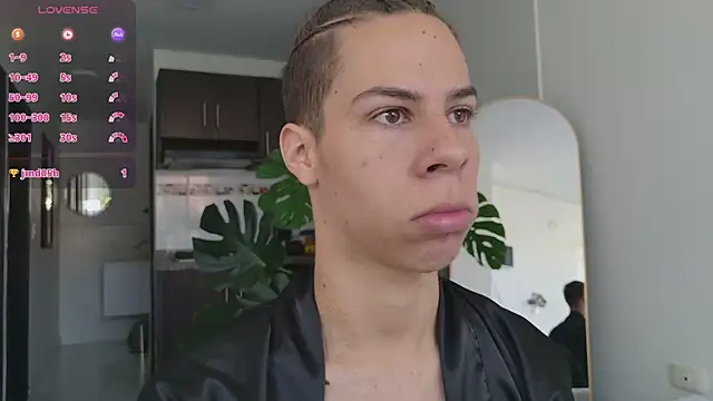 grey   27 online show from November 9, 12:31 pm