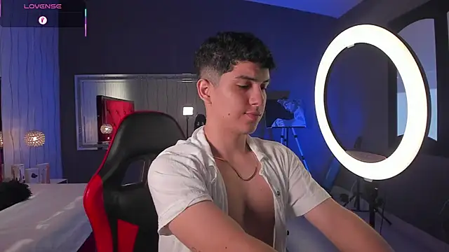 Brat  online show from February 27, 9:25 pm