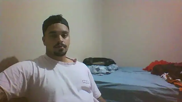Snapshot of Xcumshot33 chatting on October 21, 3:31 am Xcumshot33 online show from October 21, 3:31 am
