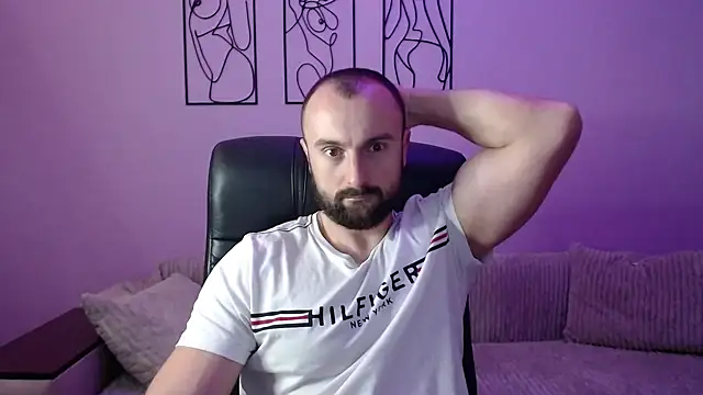 brindlefly6969 online show from November 3, 11:47 am