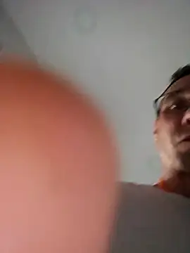 Iliketocooksquirt25 online show from November 13, 6:07 am