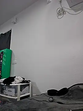 Iliketocooksquirt25 online show from October 27, 5:54 am