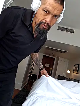 playtyme420691 online show from January 4, 6:30 pm