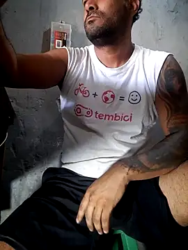 hecwil8 online show from March 9, 2:11 pm