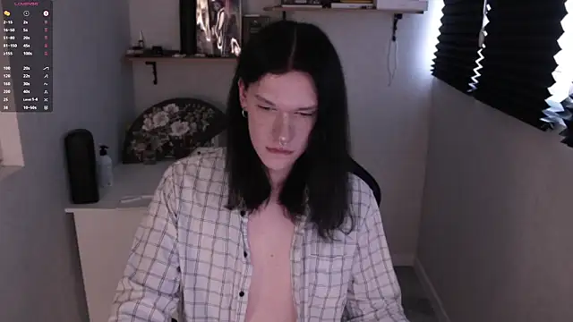 carthylovvve online show from February 1, 6:54 am