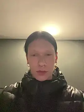 carthylovvve online show from January 24, 11:34 pm