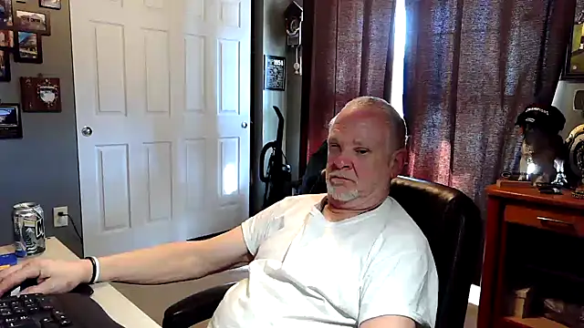 nobledad online show from February 13, 8:14 pm