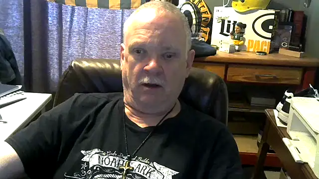 Snapshot of nobledad chatting on March 18, 5:44 pm nobledad online show from March 18, 5:44 pm