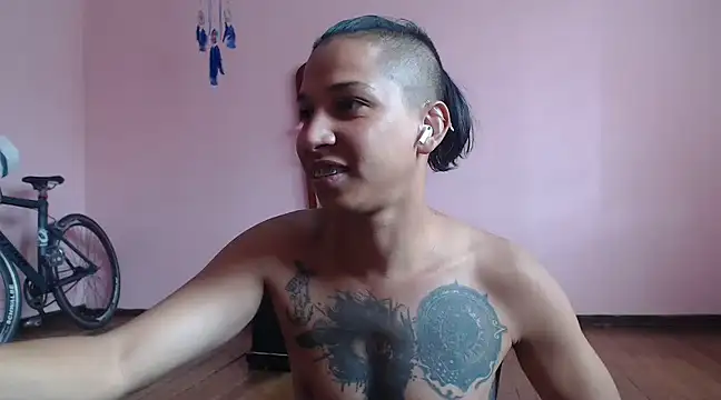 CoreAlejito online show from December 18, 3:00 pm