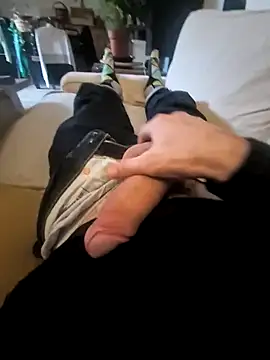 Snapshot of MarkBigDick35 chatting on September 14, 5:26 pm MarkBigDick35 online show from September 14, 5:26 pm