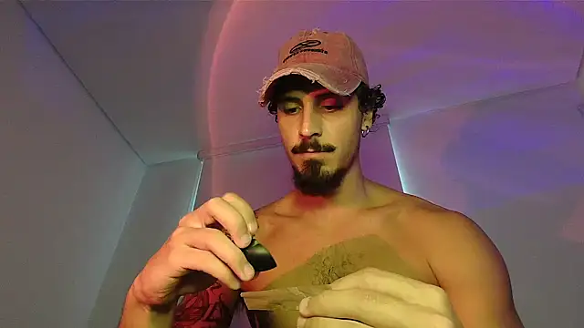 milkoffe online show from April 16, 8:20 pm