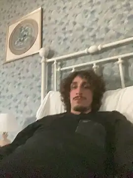 BostonGeorge27 online show from March 26, 7:23 am