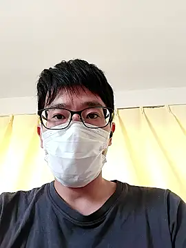 MIII1122 online show from August 2, 11:47 pm