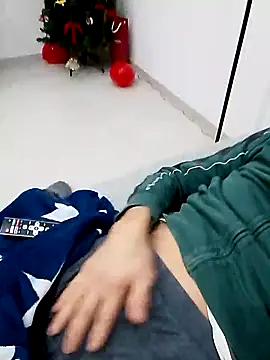 Snapshot of Anastasio33 chatting on January 5, 2:27 am Anastasio33 online show from January 5, 2:27 am