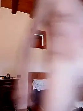 Snapshot of Anastasio33 chatting on October 1, 5:44 am Anastasio33 online show from October 1, 5:44 am