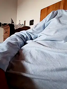 Snapshot of Anastasio33 chatting on October 12, 7:35 am Anastasio33 online show from October 12, 7:35 am