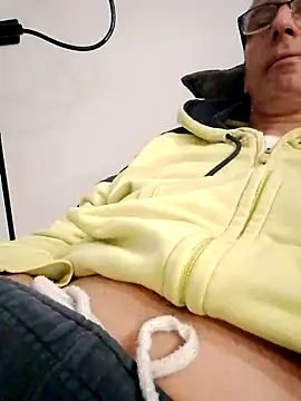 Snapshot of Anastasio33 chatting on September 17, 5:30 am Anastasio33 online show from September 17, 5:30 am