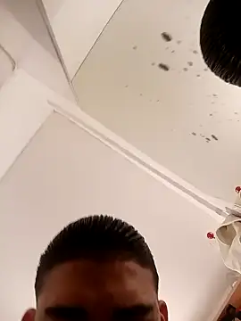 sebaspenegrande2002 online show from April 10, 1:51 pm