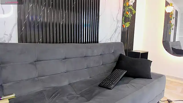 BRYXXXON1 online show from January 24, 2:08 pm