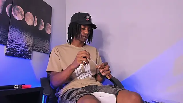 BRYXXXON1 online show from October 4, 4:23 pm