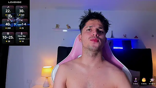 Issac james  online show from November 18, 3:21 am