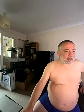 LondonTeffy online show from November 7, 10:07 am