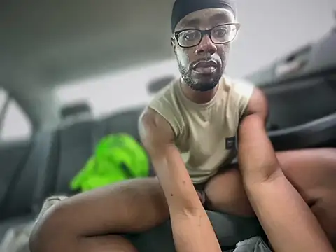 Mandingomanxx online show from April 23, 9:17 pm