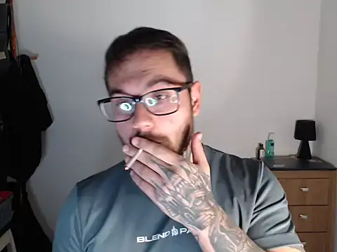 clark r online show from March 4, 1:01 am