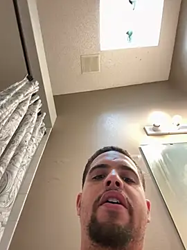 bigitaliandic online show from December 31, 1:30 pm