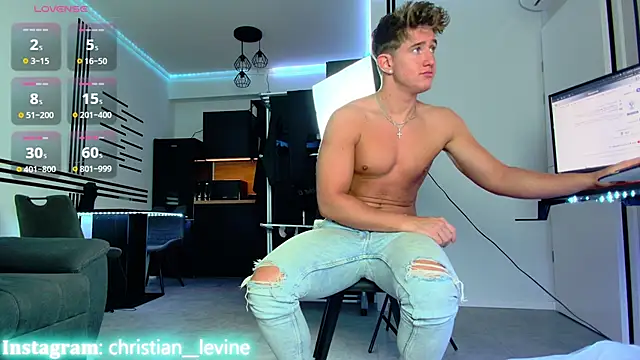 ChristianLevine  online show from January 18, 6:20 am