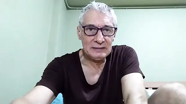 BIGUNCUTHARDCOCK online show from January 19, 3:53 am