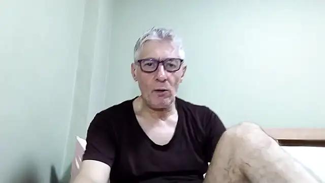 BIGUNCUTHARDCOCK online show from December 19, 1:41 pm