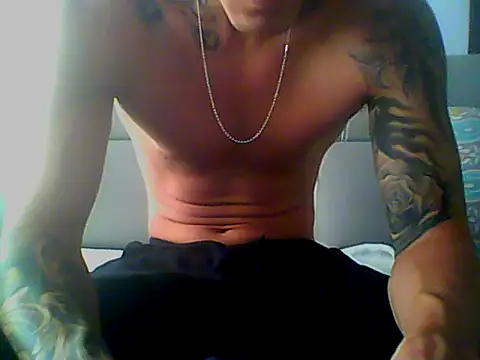 Skater29xx2 online show from February 3, 4:10 pm