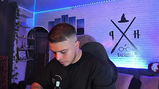 Naughty Charly online show from December 21, 8:00 pm