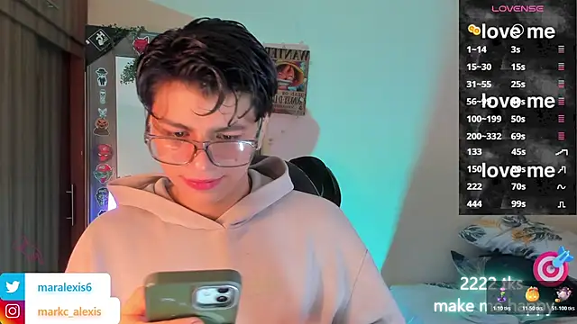 marckalexis online show from November 26, 4:43 pm