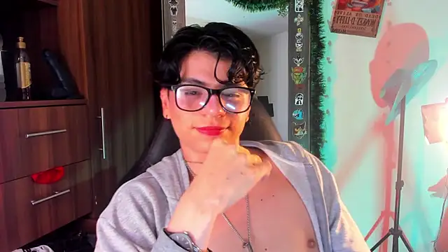 marckalexis online show from January 16, 4:37 am