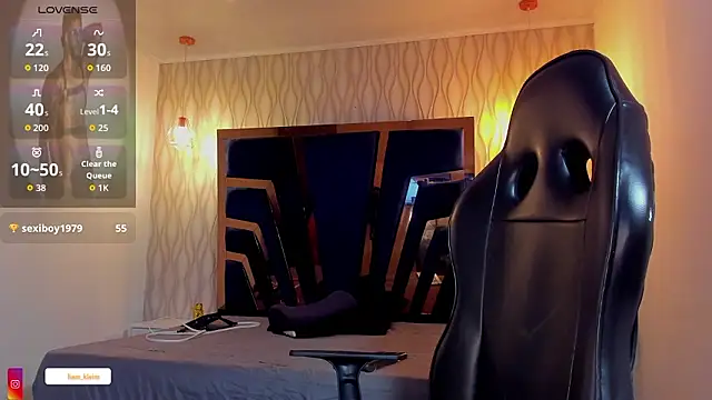 Liam Kleiin online show from March 5, 12:12 pm