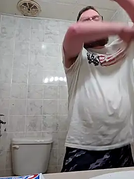 Snapshot of realhorsecock chatting on December 9, 5:29 am realhorsecock online show from December 9, 5:29 am