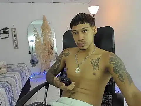 slim master12 online show from February 1, 4:38 pm