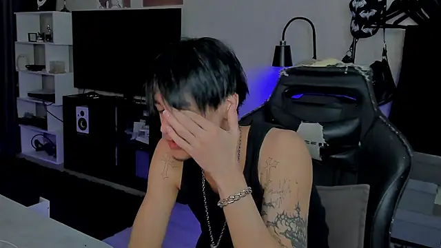 MarkBrowniii online show from February 3, 9:09 pm