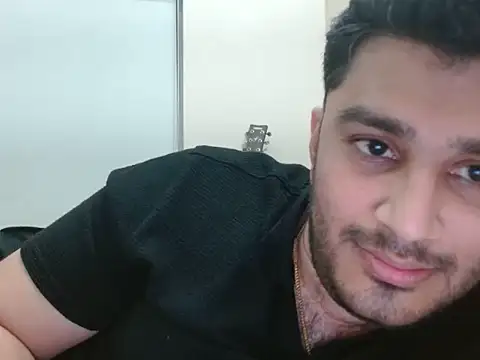 robintoit online show from May 28, 3:32 pm