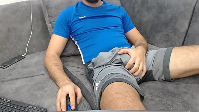 Naughtb0y online show from December 7, 7:32 pm