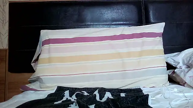 Snapshot of apollarda chatting on October 11, 11:14 am apollarda online show from October 11, 11:14 am