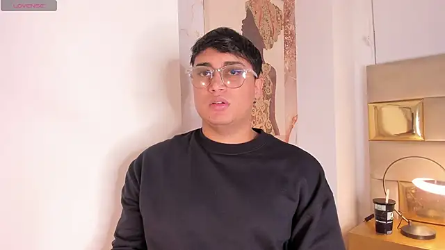 Snapshot of Angel_Brown1_ chatting on January 8, 7:34 pm Angel Brown1 online show from January 8, 7:34 pm