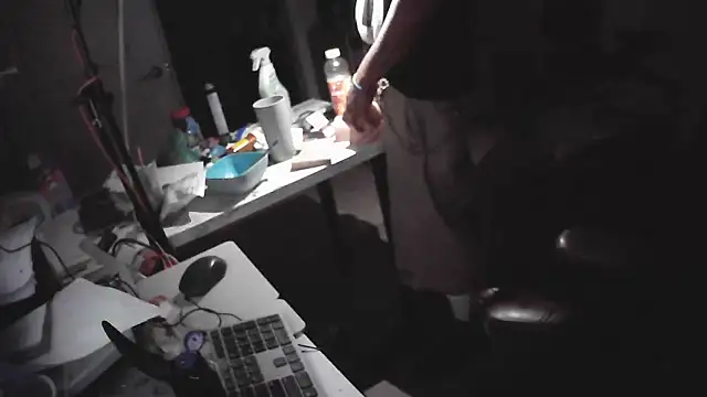 dickieshomieATX online show from June 11, 2:33 am