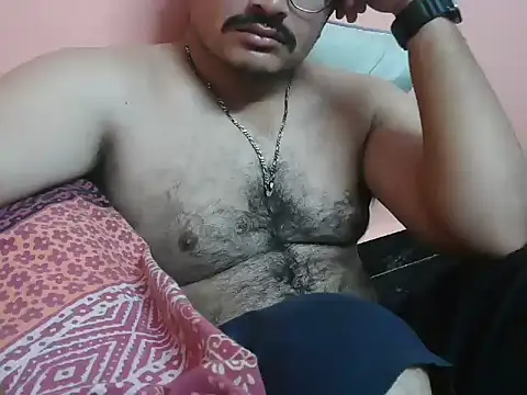 naughtymike0007 online show from March 28, 4:07 pm