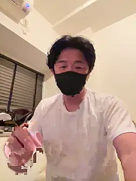 Snapshot of MTKIK chatting on February 28, 11:25 am MTKIK online show from February 28, 11:25 am