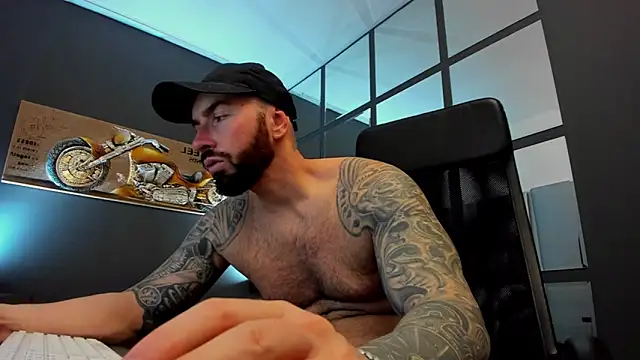 AronGrant online show from January 31, 8:54 am