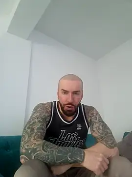 AronGrant online show from December 22, 7:22 am