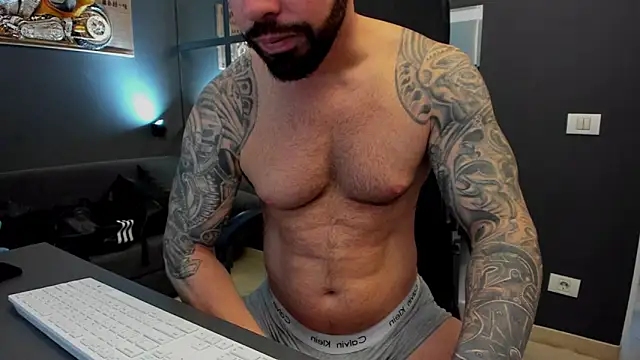 AronGrant online show from March 10, 8:39 am